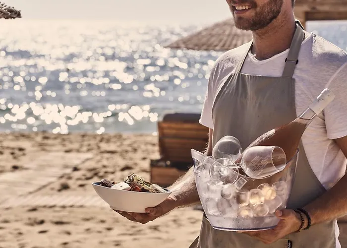 Dionysos Beach Resort & Villas Mylopotas