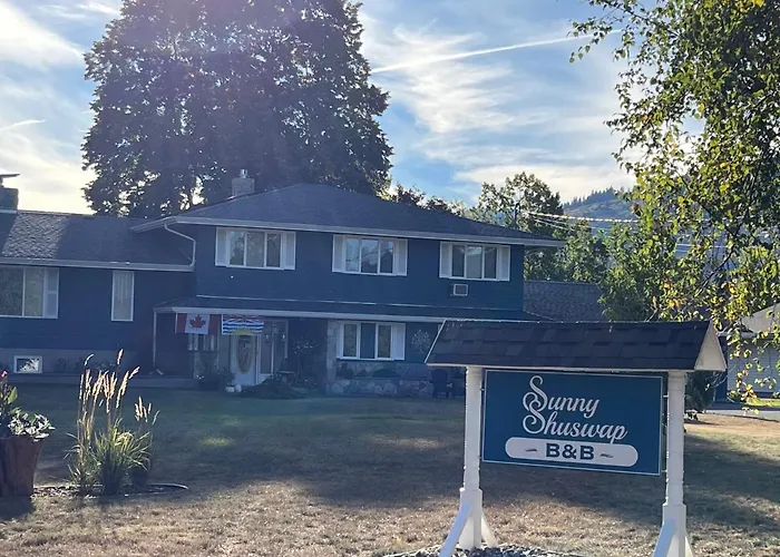 Sunny Shuswap B&B Chase