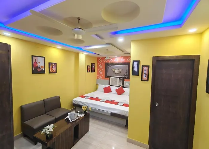 Hotel O.P.S Haora