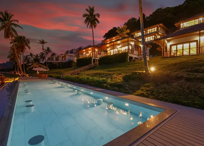 Coconut Grove Resort Ko Yao