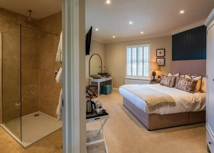 The Rising Sun Hotel Backwell