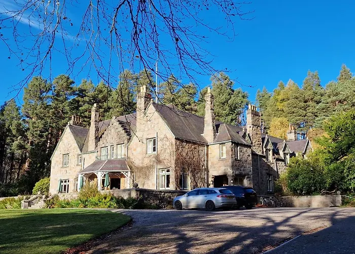 Cambus O' May Traditional Highland Hotel Ballater