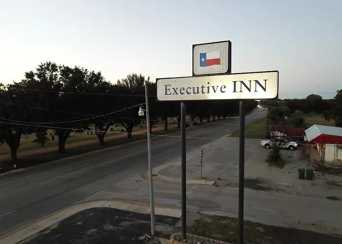 Executive Inn San Saba