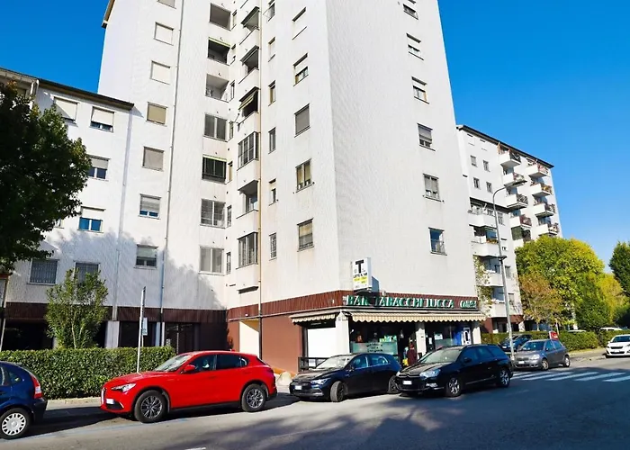 Hotel Lucca 22 Milán