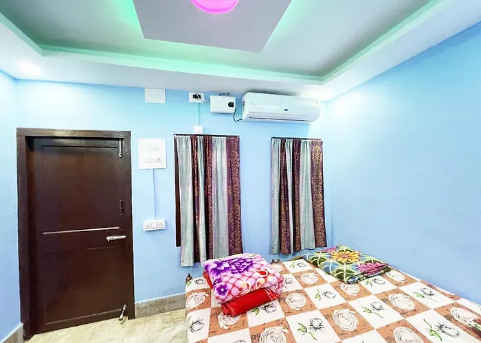 Hotel Radha Krishna Puri