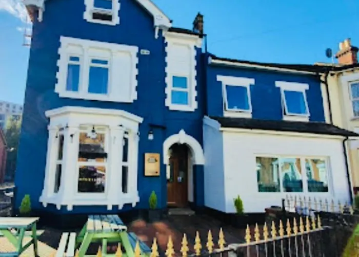 Circle Guest House Bed Only Southampton