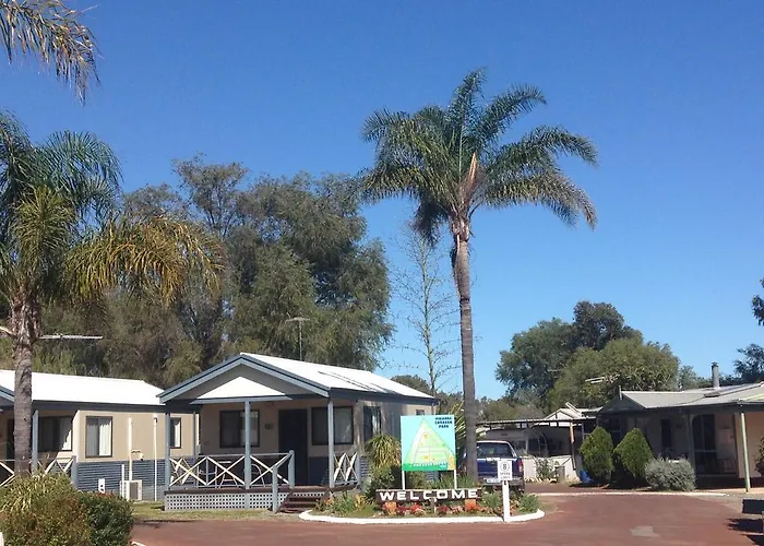 Pinjarra Caravan Park And Cabins