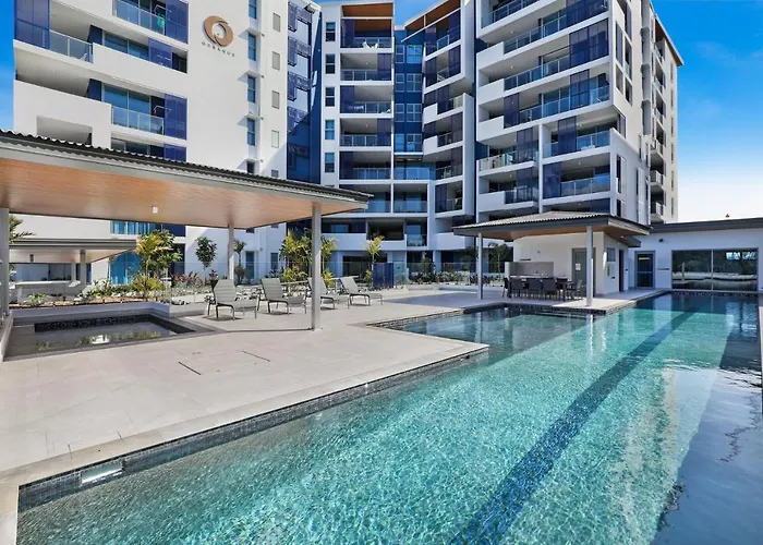 Oceanus Bokarina Beach Hotel Kawana Waters