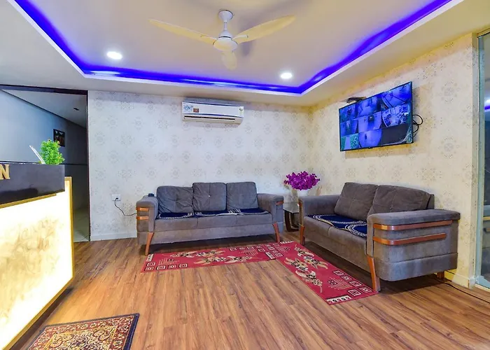 Fabhotel Royal King Ahmedabad