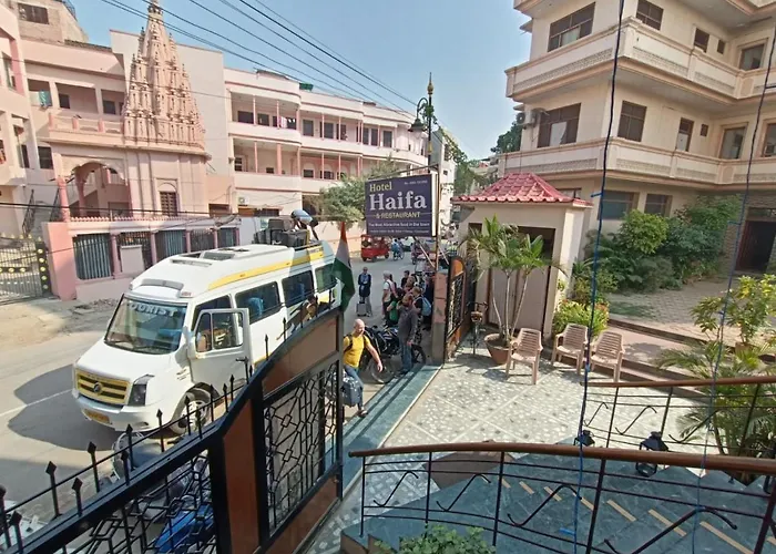 Hotel Haifa Varanasi