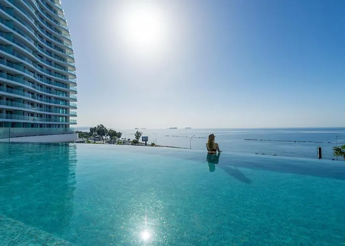 Aparthotel Limassol Del Mar
