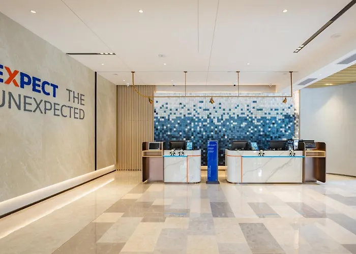 Holiday Inn Express Chengdu Tianfu Square By Ihg