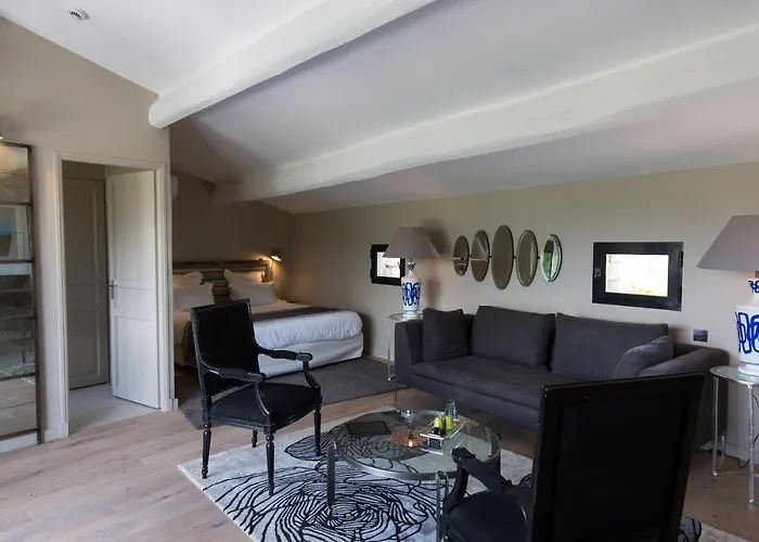 Hotel La Maison De Crillon