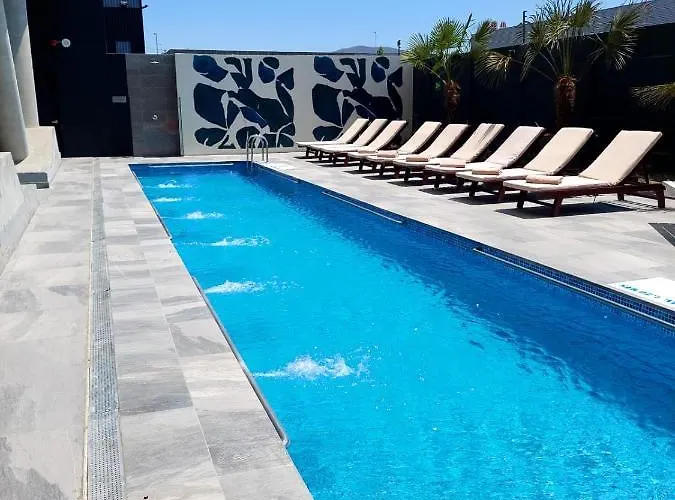 Hotel Courtyard By Marriott Santiago Airport