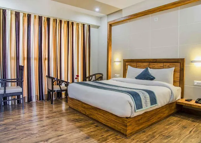 De Exotica Crest Hotel Shimla