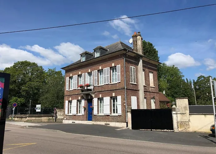 Maison Quatre Freres Louviers