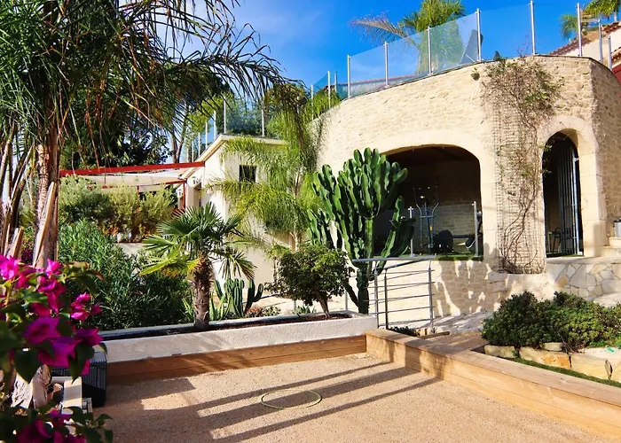 Bed and Breakfast La Demeure Insoupçonnée à Cassis