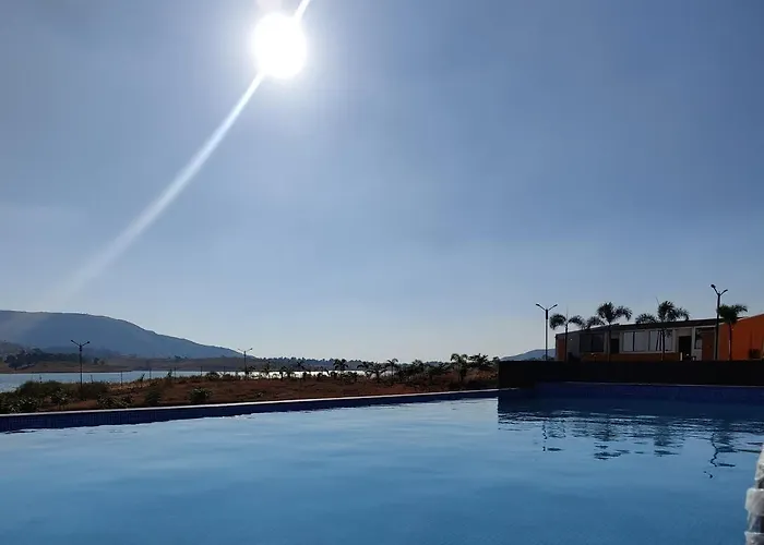 Mountain N Lake Resort Igatpuri