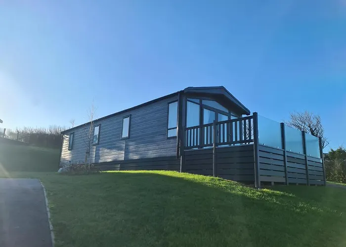 Mawgan Pads Lazy Days Lodge Mawgan Porth