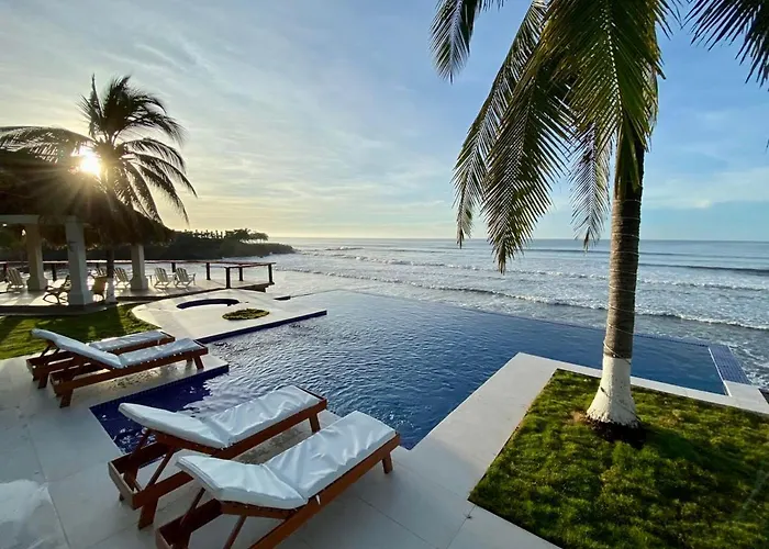 Vista Las Olas Resort El Cuco