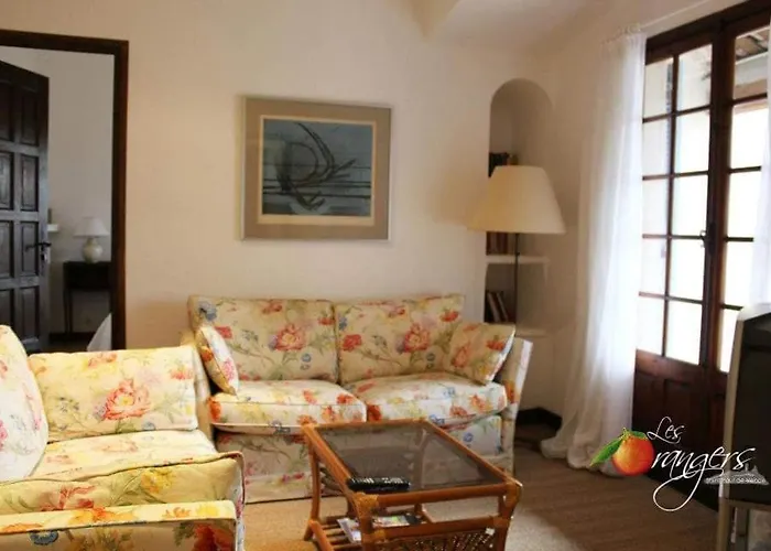 Bed and Breakfast Les Orangers à Saint-Paul-de-Vence