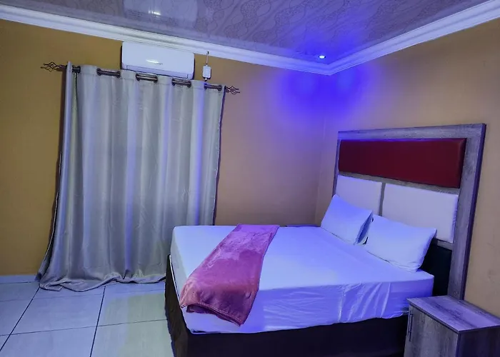 Francos Guest Lodge Accommodation Vanderbijlpark