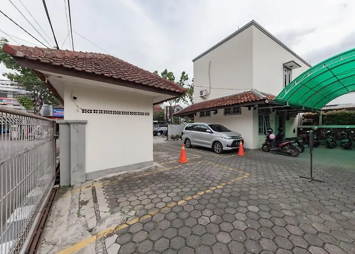 Reddoorz At Hotel Pondok Kurnia Near Buah Batu Bandung