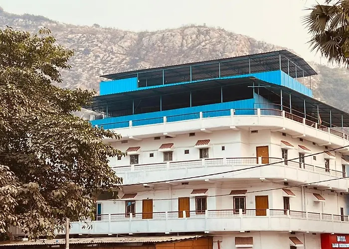 Hotel Rajgir International