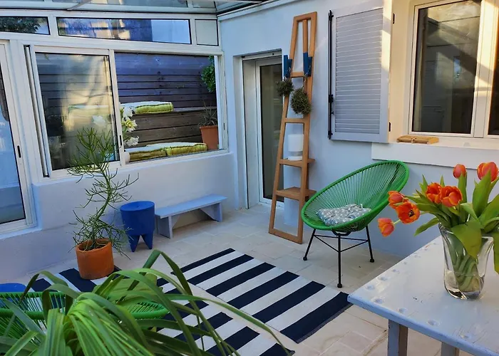 Home6 Saint-Mandrier-sur-Mer
