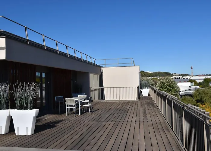 Aparthotel Adonis Lyon Dock Ouest