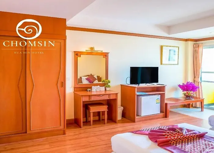 Chomsin Hua Hin ชมสินธุ์ หัวหิน Hotel