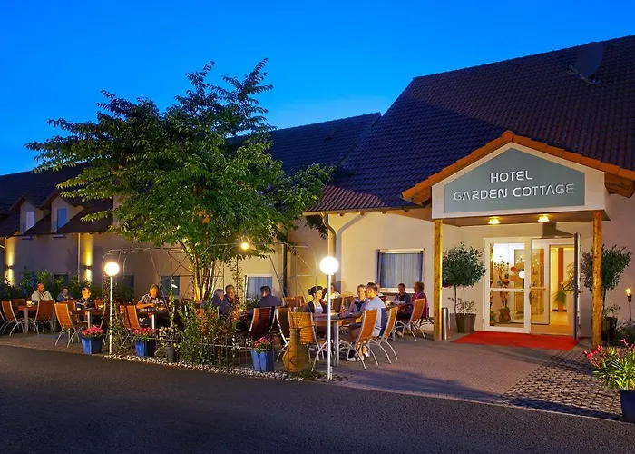 Hotel Garden Cottage Mit Kostenfreien Parkplaetzen Dresden