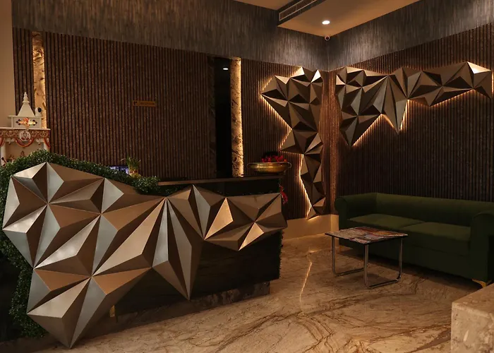 Hotel Pinaka Inn Lucknow