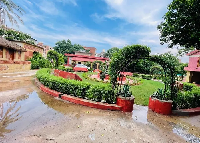 Ladli Groups Hotel Vrindavan