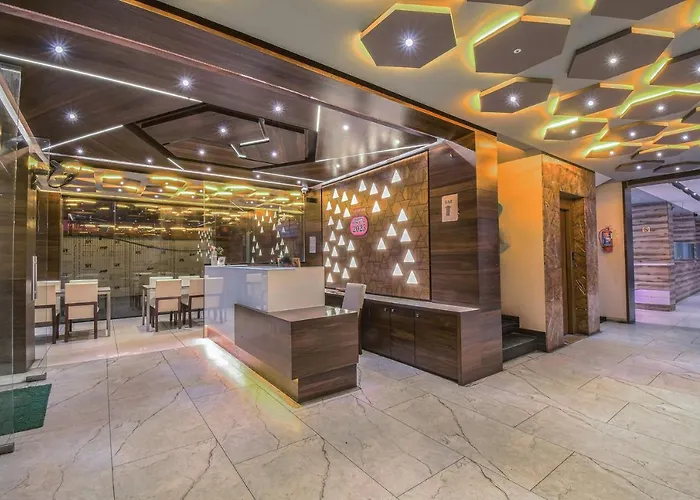 Hotel Ravikiran Kolhapur, Near Gokul Shirgaov Midc, Kaneriwadi, 5 Star Midc, On Nh4 Goa Highway