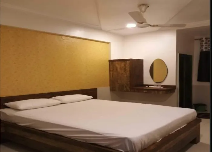 Hotel Samay Lodging & Boarding By Wb Inn Bhiwandi