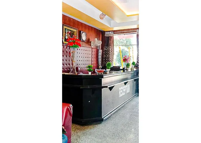 Hotel Midway Taj Agra 