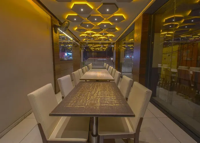 Hotel Ravikiran Kolhapur, Near Gokul Shirgaov Midc, Kaneriwadi, 5 Star Midc, On Nh4 Goa Highway