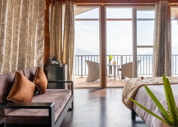 Le Roi Floating Huts & Eco Rooms Tehri New Tehri