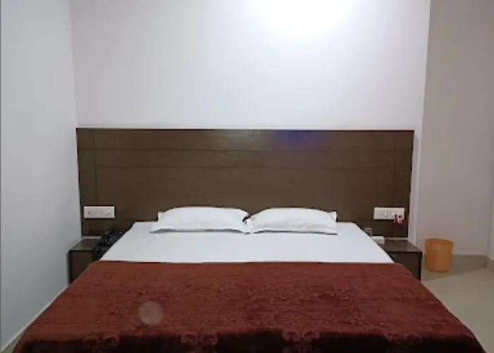 Supreme Guest House By Wb Inn Agra 