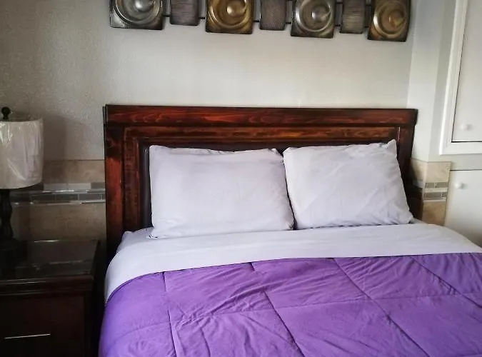 Suites Leon Rojo Tijuana