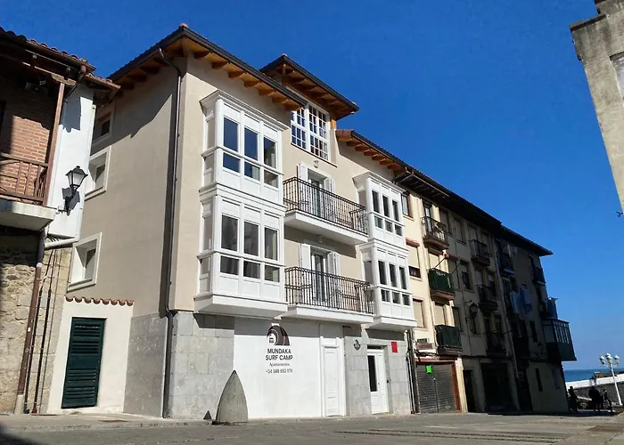 Apartamentos Mundaka Surf Plaza