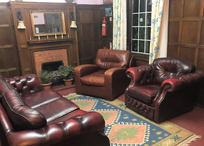 Lyttleton Guest House Limited Uxbridge