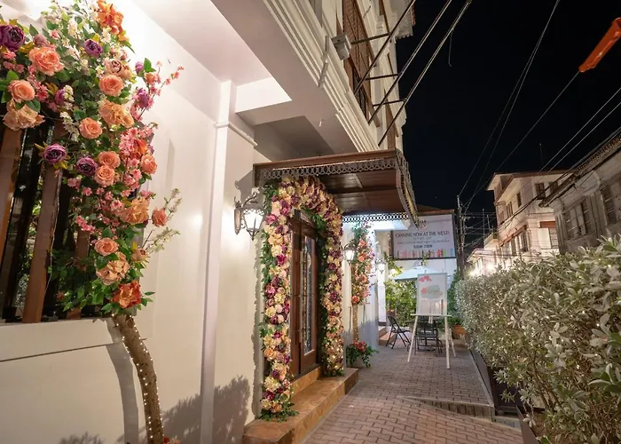 West Loch Park Hotel Vigan