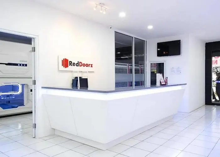 Reddoorz Hostel Near Taman Puring Jakarta
