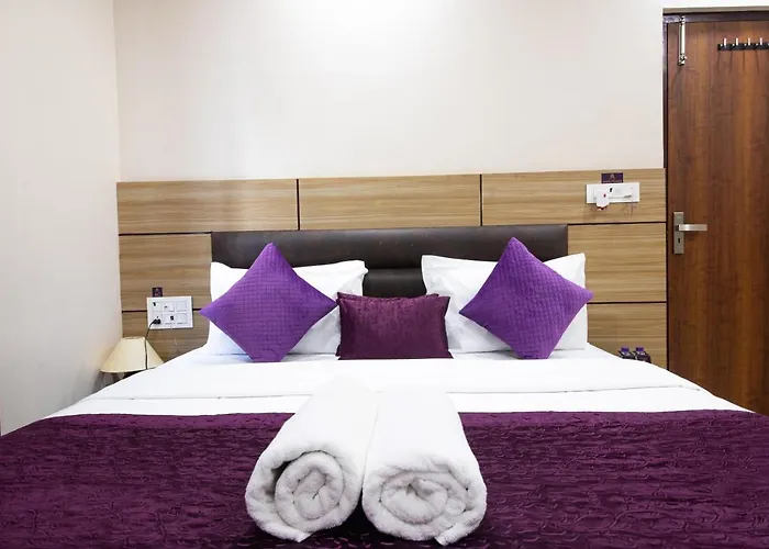 Perfectstayz Value Dwarkesh - Hotel Near Haridwar Railway Station