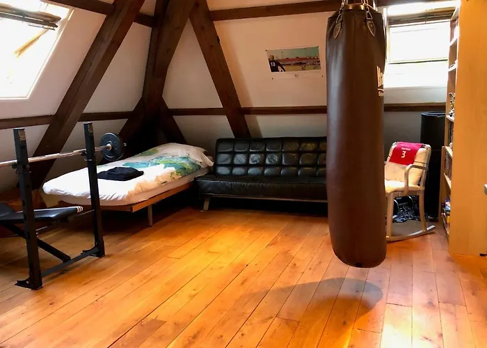 Monumental Villa At The Forest Close To Haarlem And The Beach Heemstede