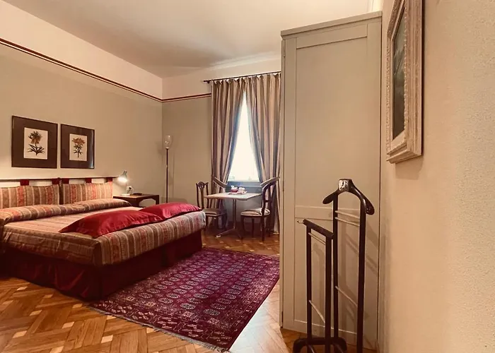 Residenza Le 6 A Hotel Trieste
