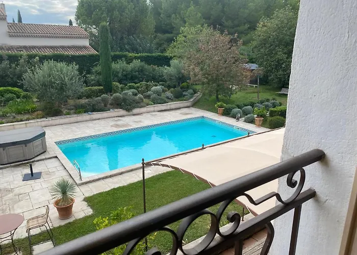 Hotel Mas des IRIS à Saint-Rémy-de-Provence