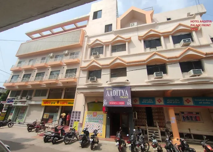 Hotel Aaditya Palace Bhusawal